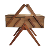 Standing seamstress 1