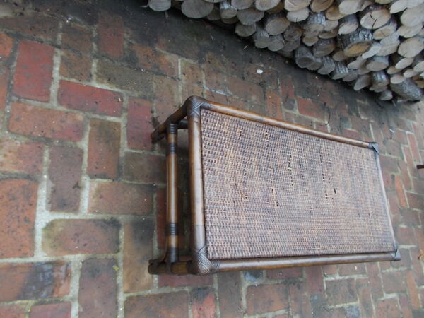Table basse rotin et cannage