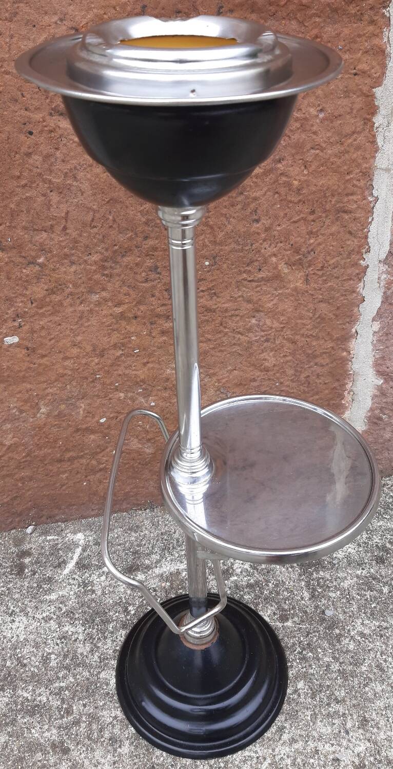 Standing magazine ashtray, 1960s/70s.