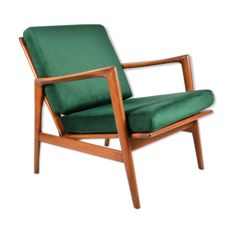 Scandinavian velvet armchair Stefan, restored, green bottle, 1960s