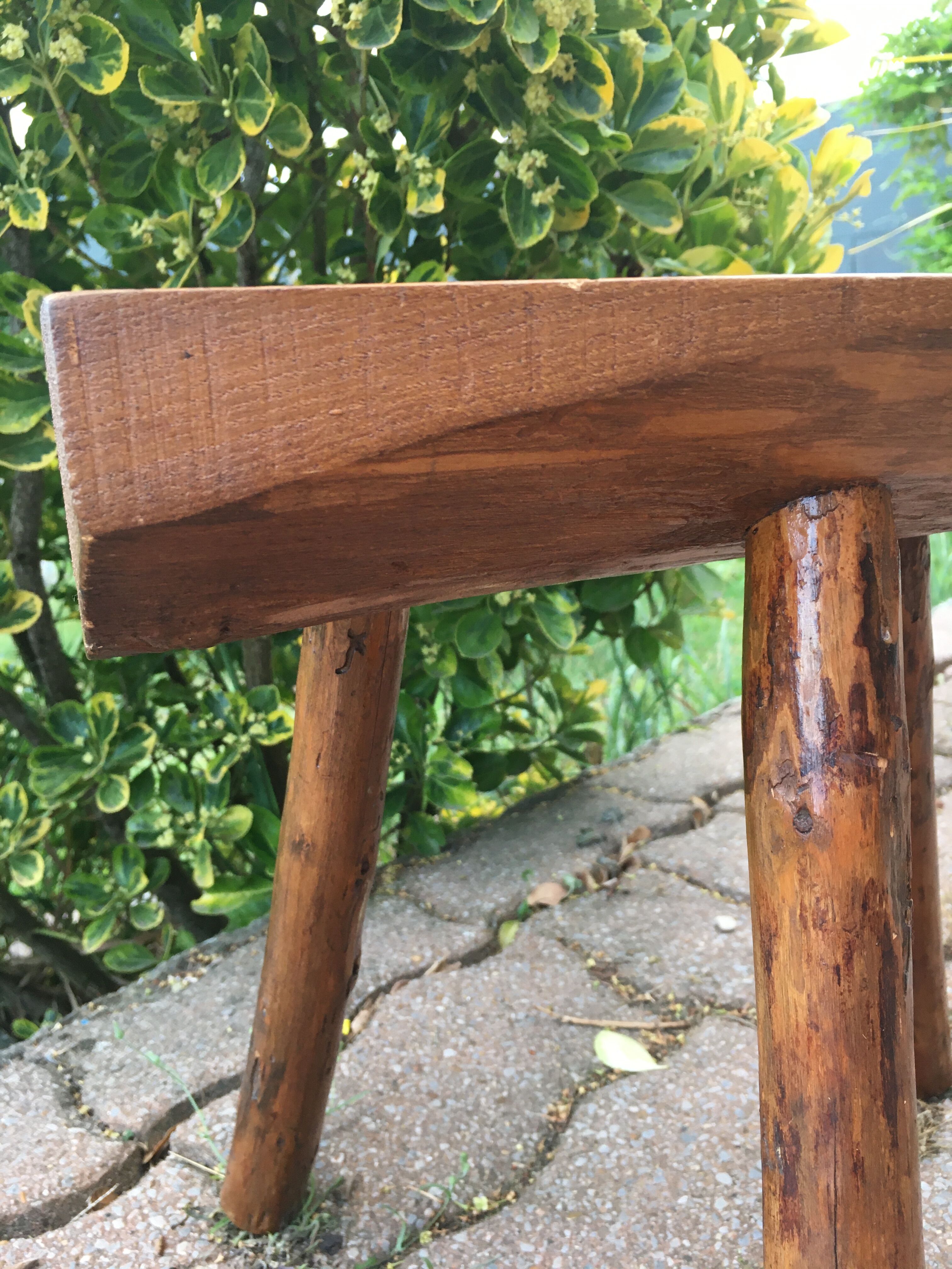 Tripod milking stool