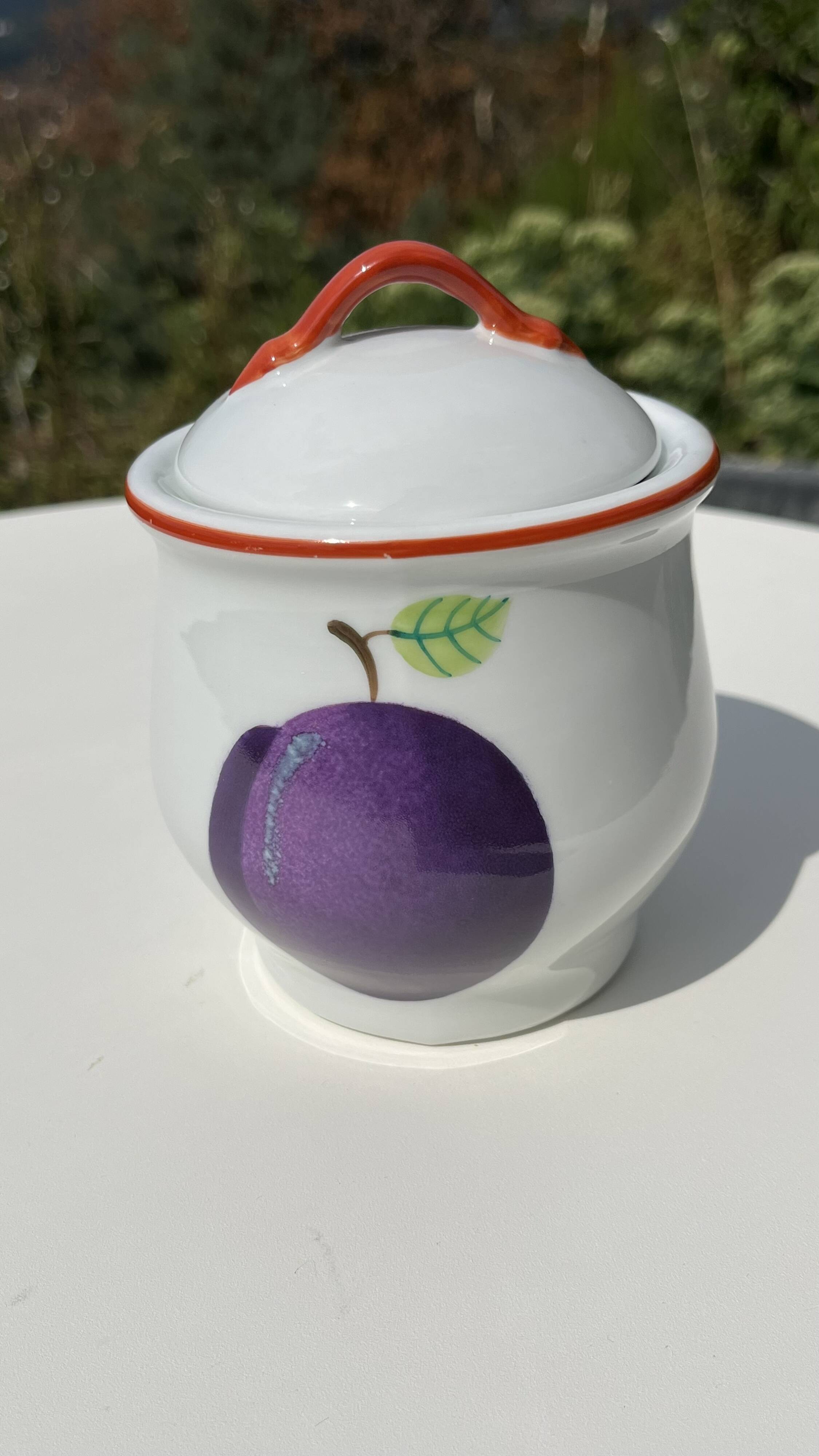 Petit pot sucrier Le Chambrelain