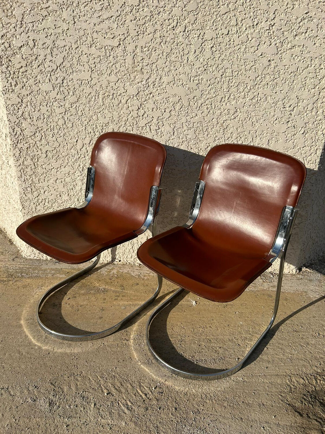 Pair of leather and chromed metal chairs year 70