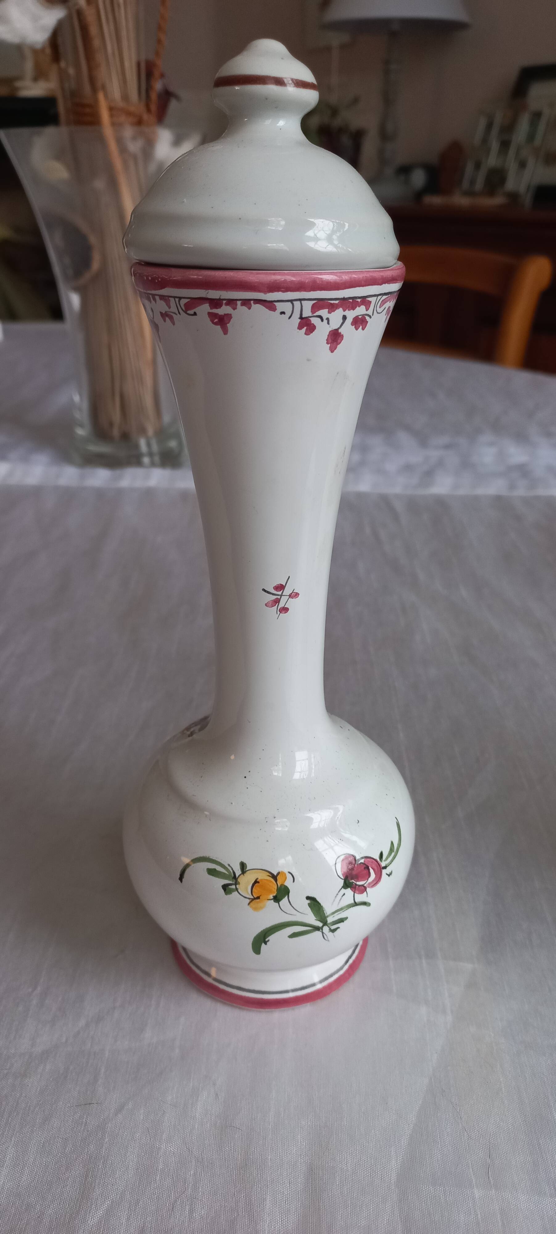 Small Moustiers Muffragi vase