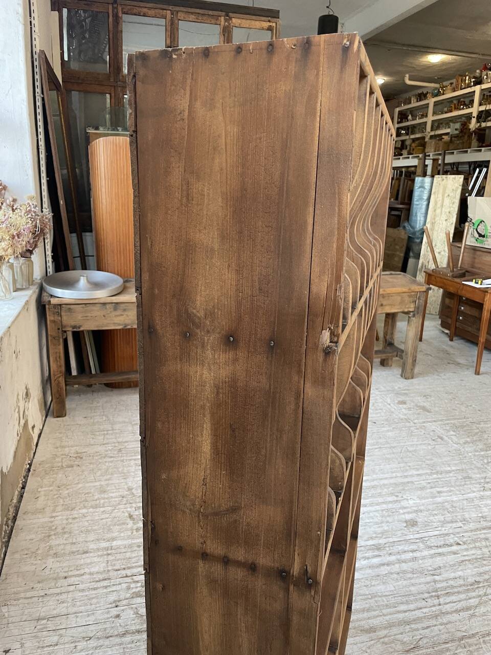 Trade furniture with boxes