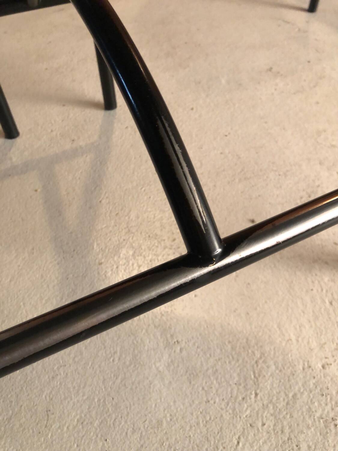 4 chaises Tokyo , design Rodney Kinsman 1985