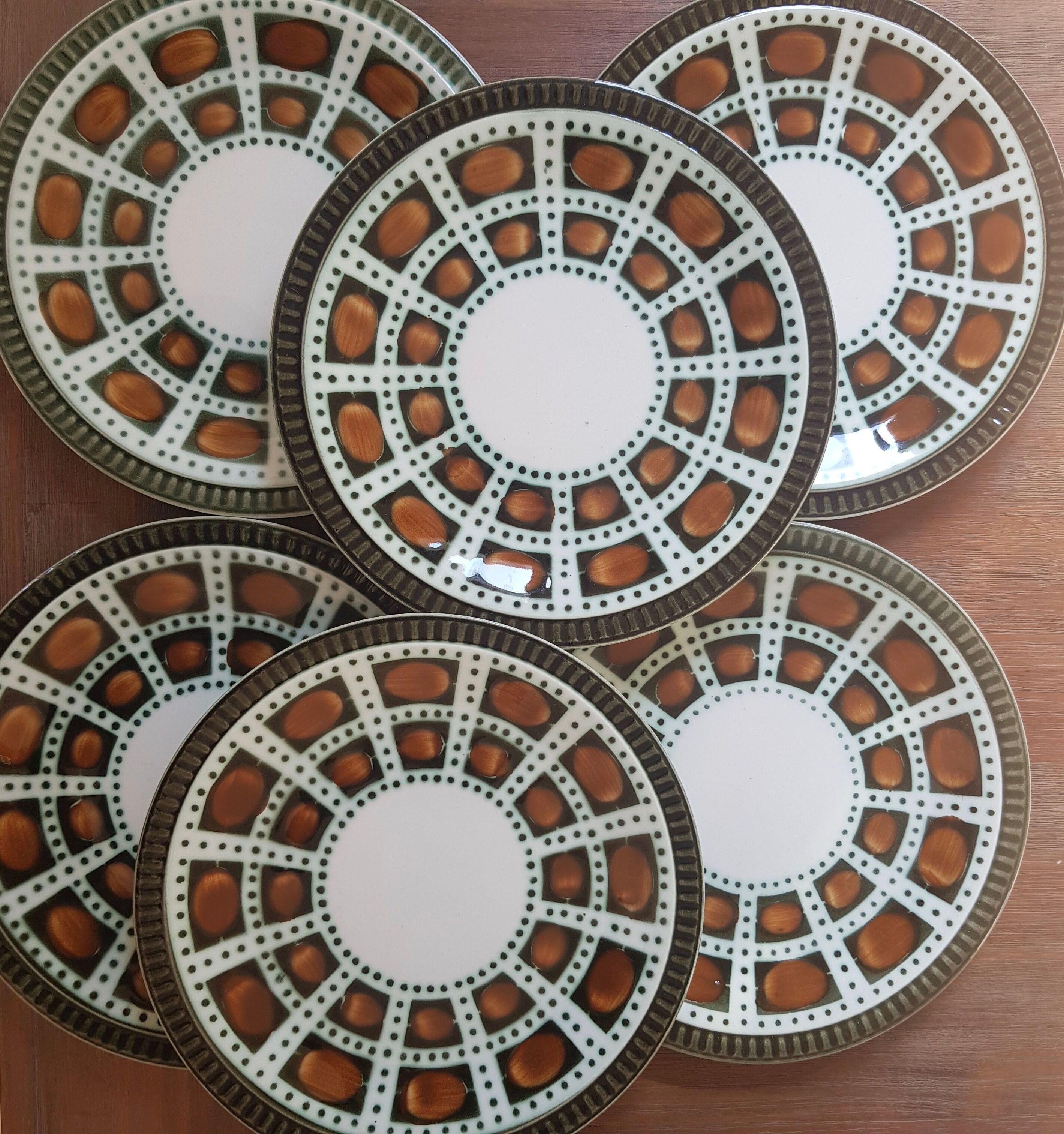 Set of 6 Boch Belgium dessert plates