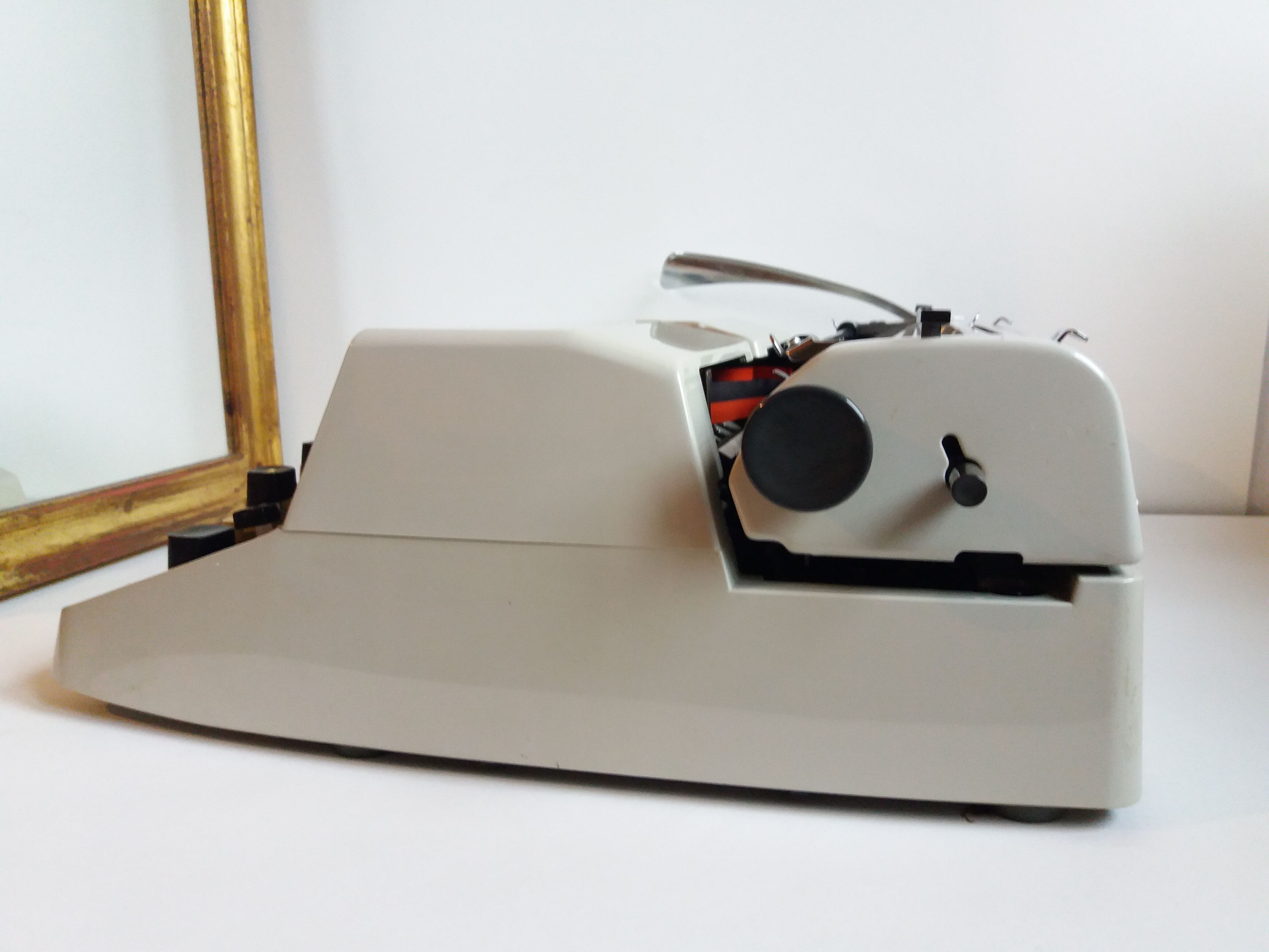 Triumph gabriele typewriter