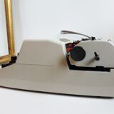 Triumph gabriele typewriter