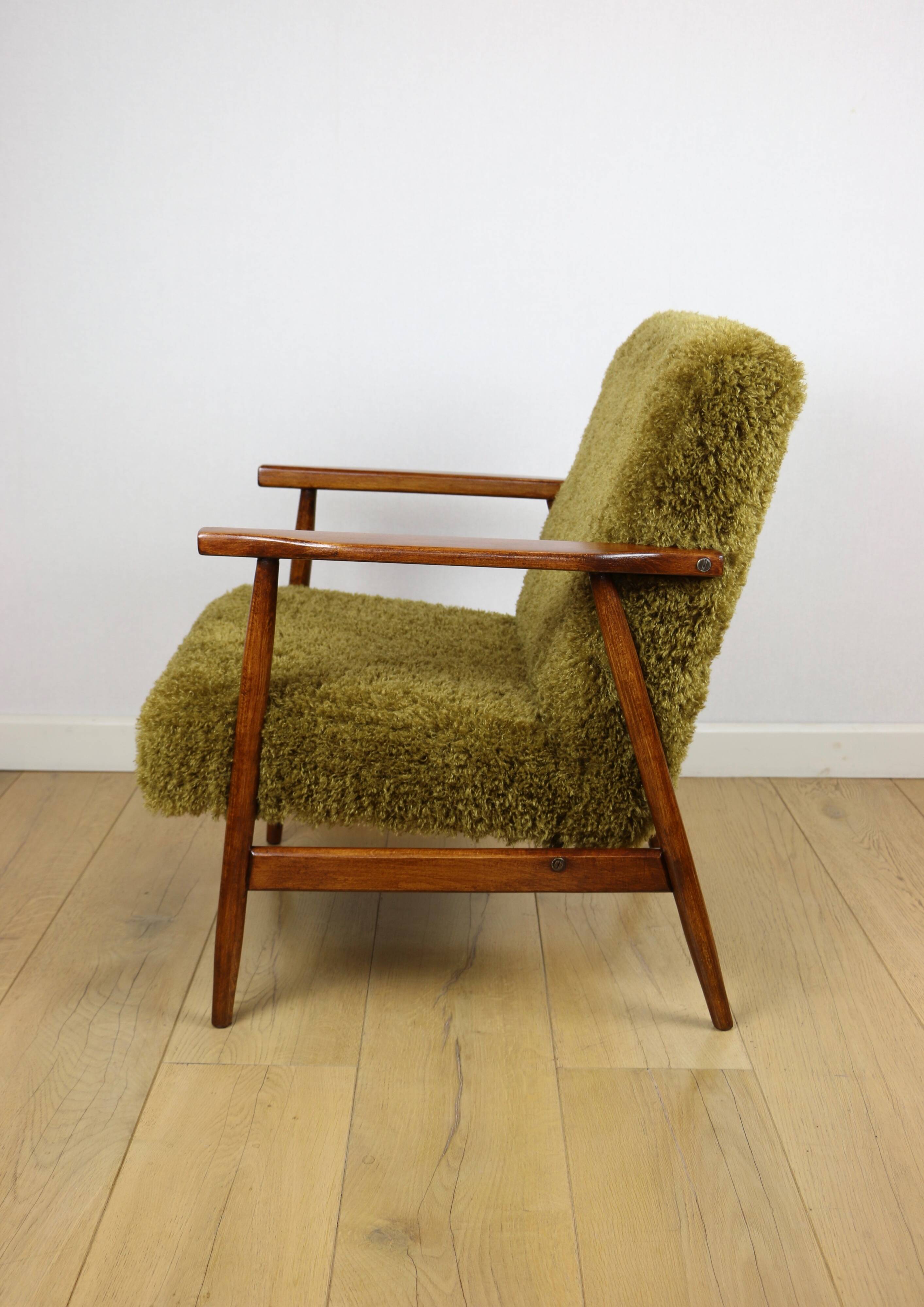 Vintage armchair, 1970s red fox - high pile khaki / olive - long pile