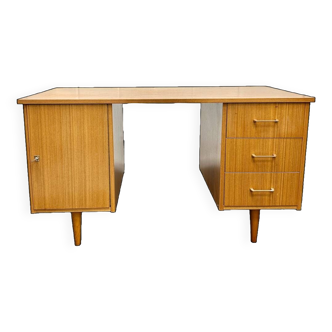 Vintage desk with spindle legs