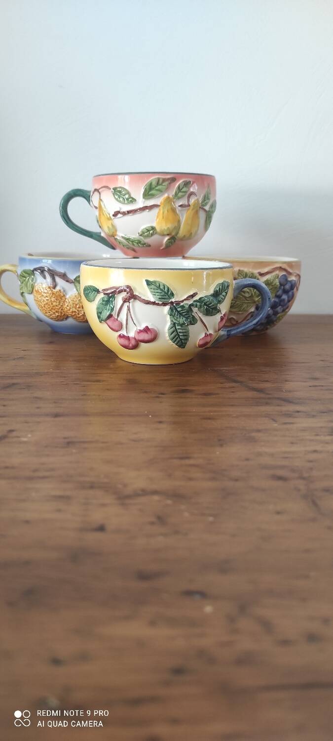 4 tasses en barbotine