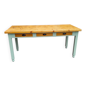 table de ferme moderne