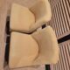 Paire de petits fauteuils d'appoint jaunes