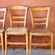 Ensemble de 5 chaises dépareillés en paille