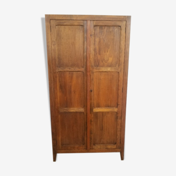 Armoire parisienne