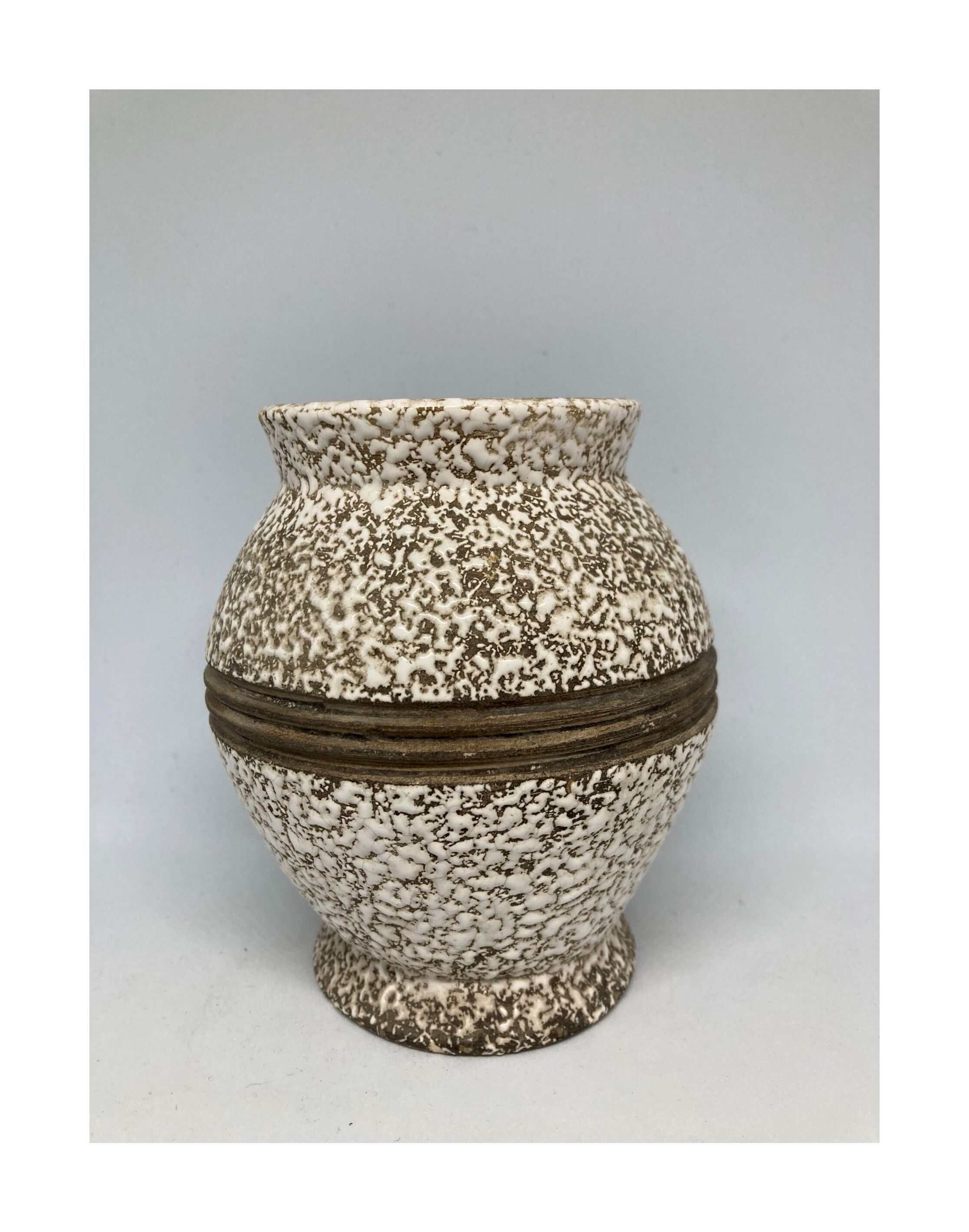 Vase en émail crispé