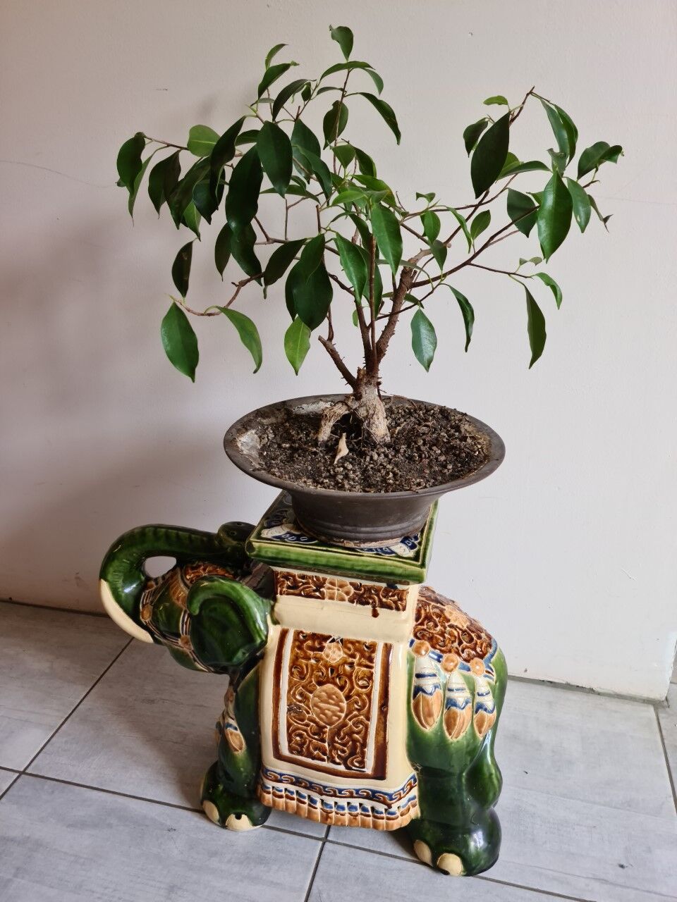 Elephant glazed earthenware