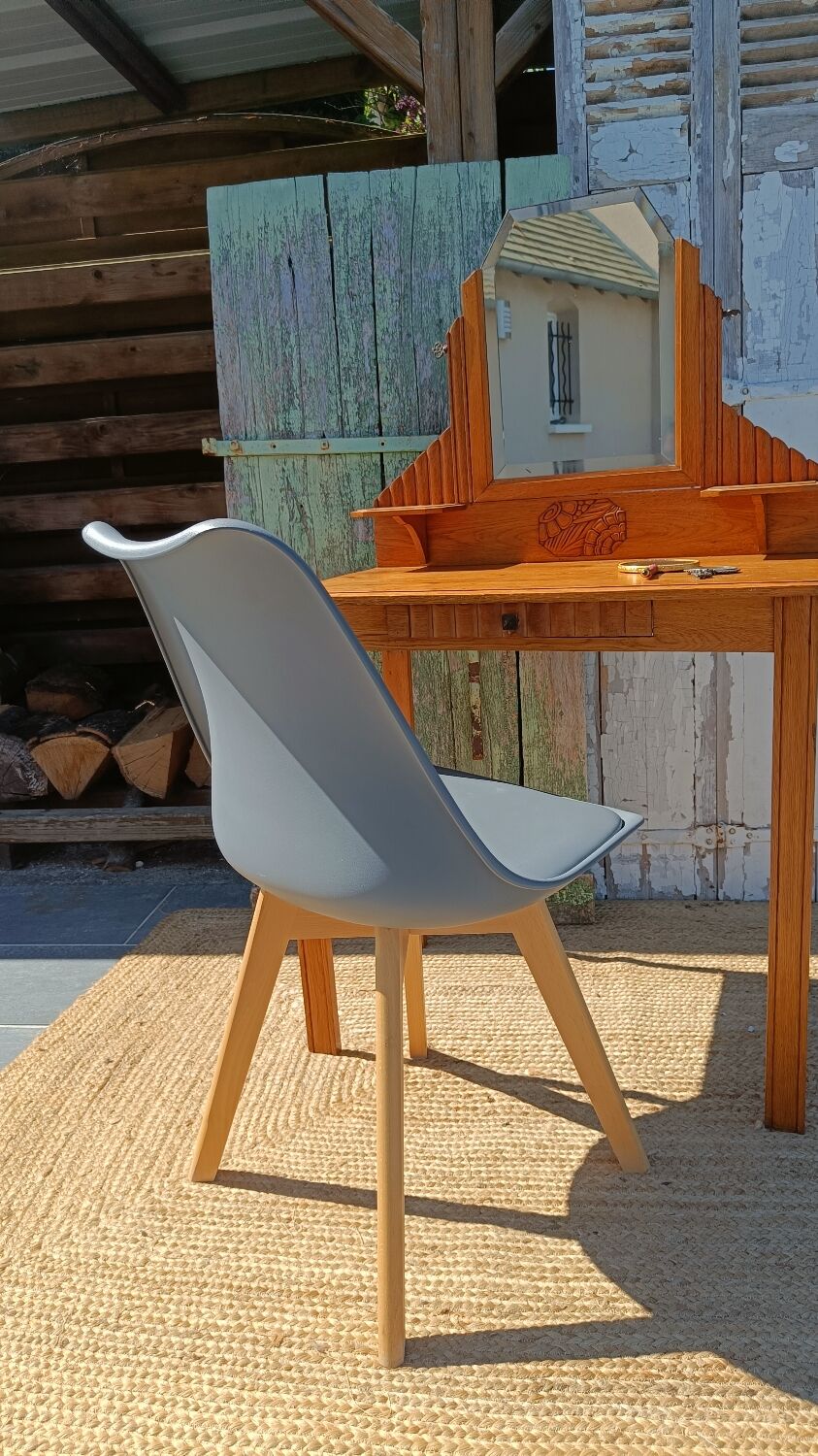 Art Deco dressing table with removable mirror