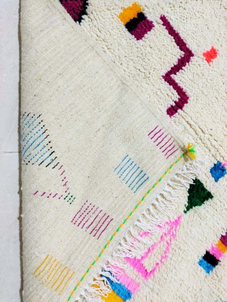 Moroccan berber carpet 258x155cm