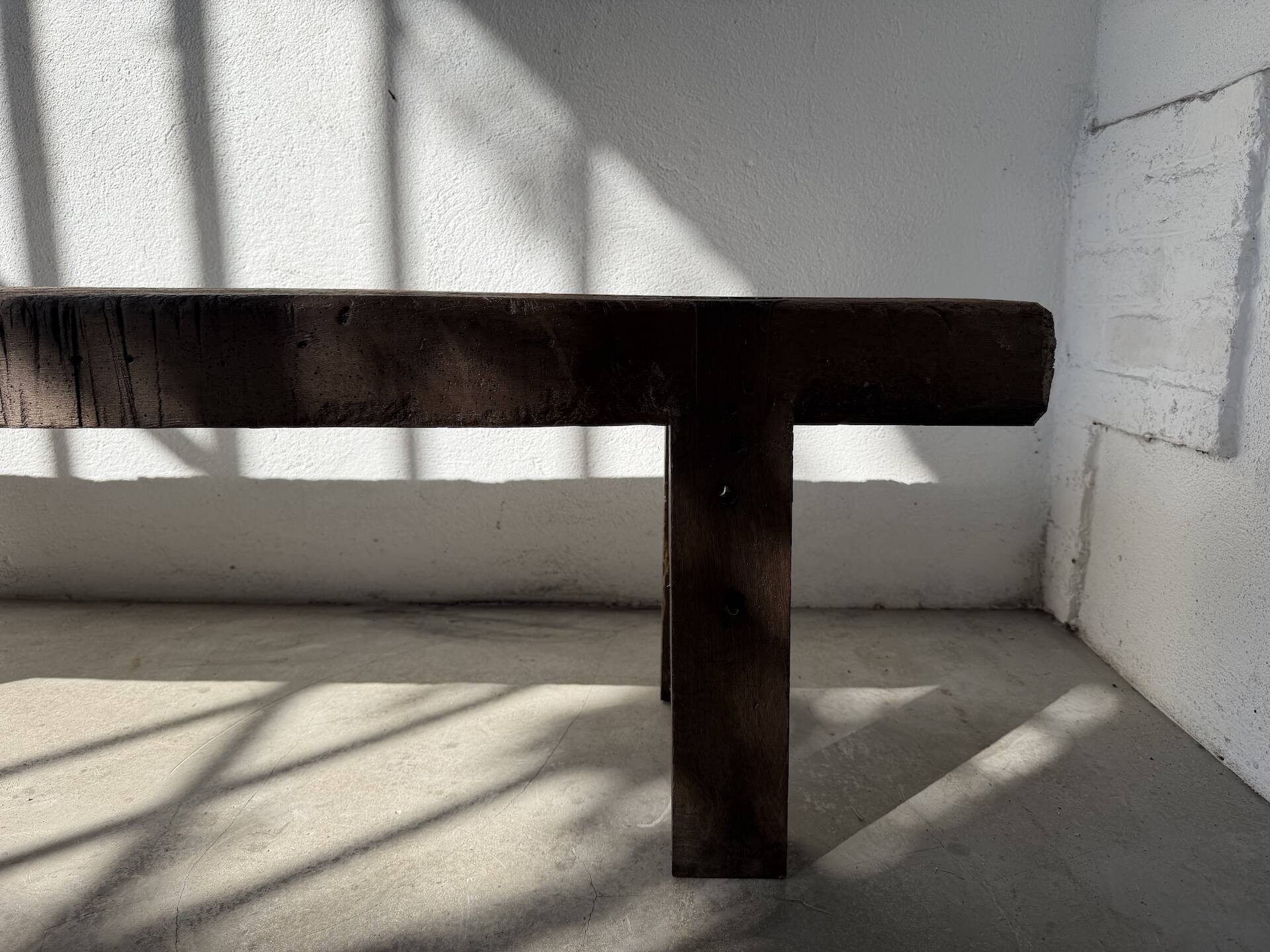 Brutalist Oak Bench – Unique Piece, 20th Century Folk Art