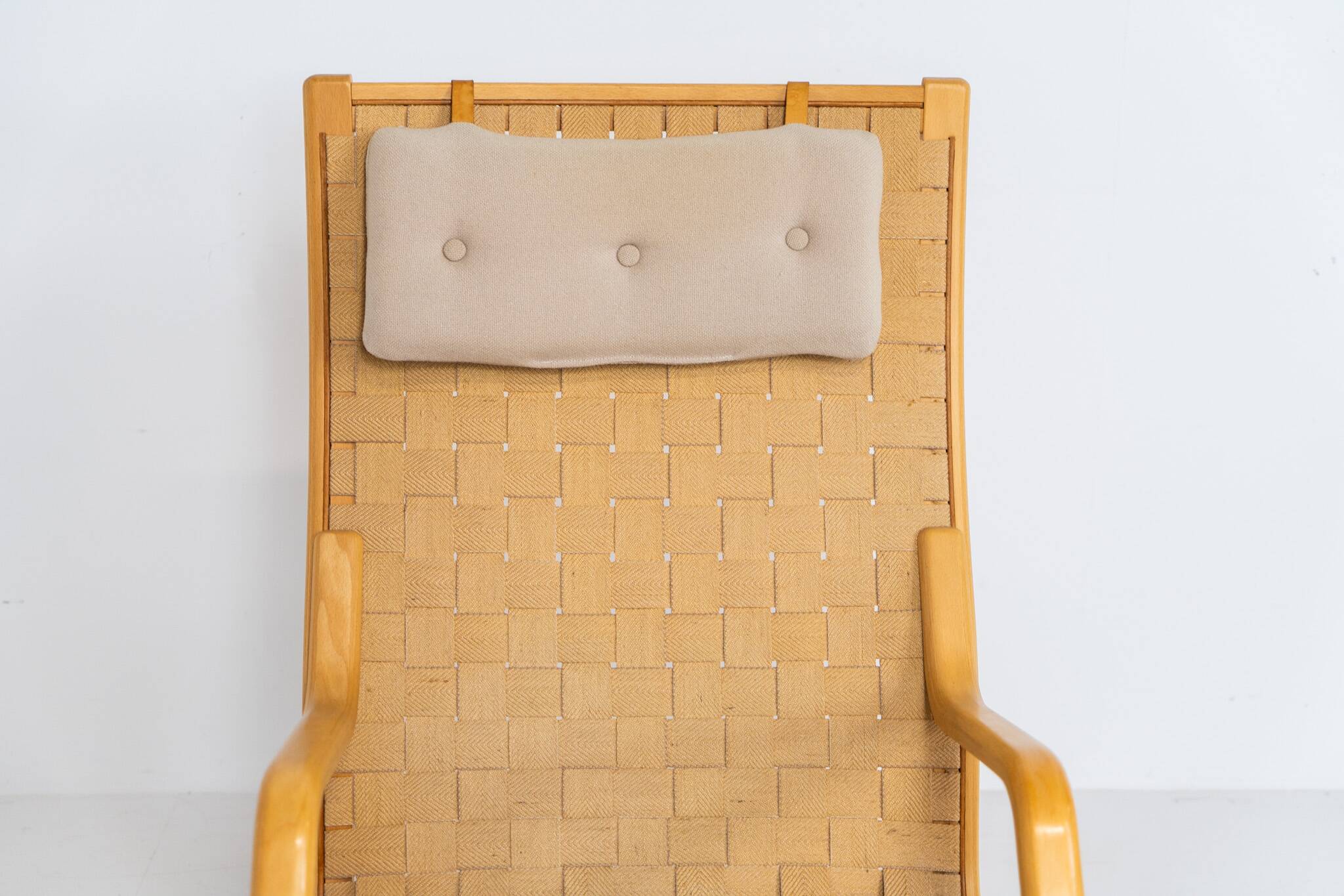 Chaise Albert par Finn Ostergaard