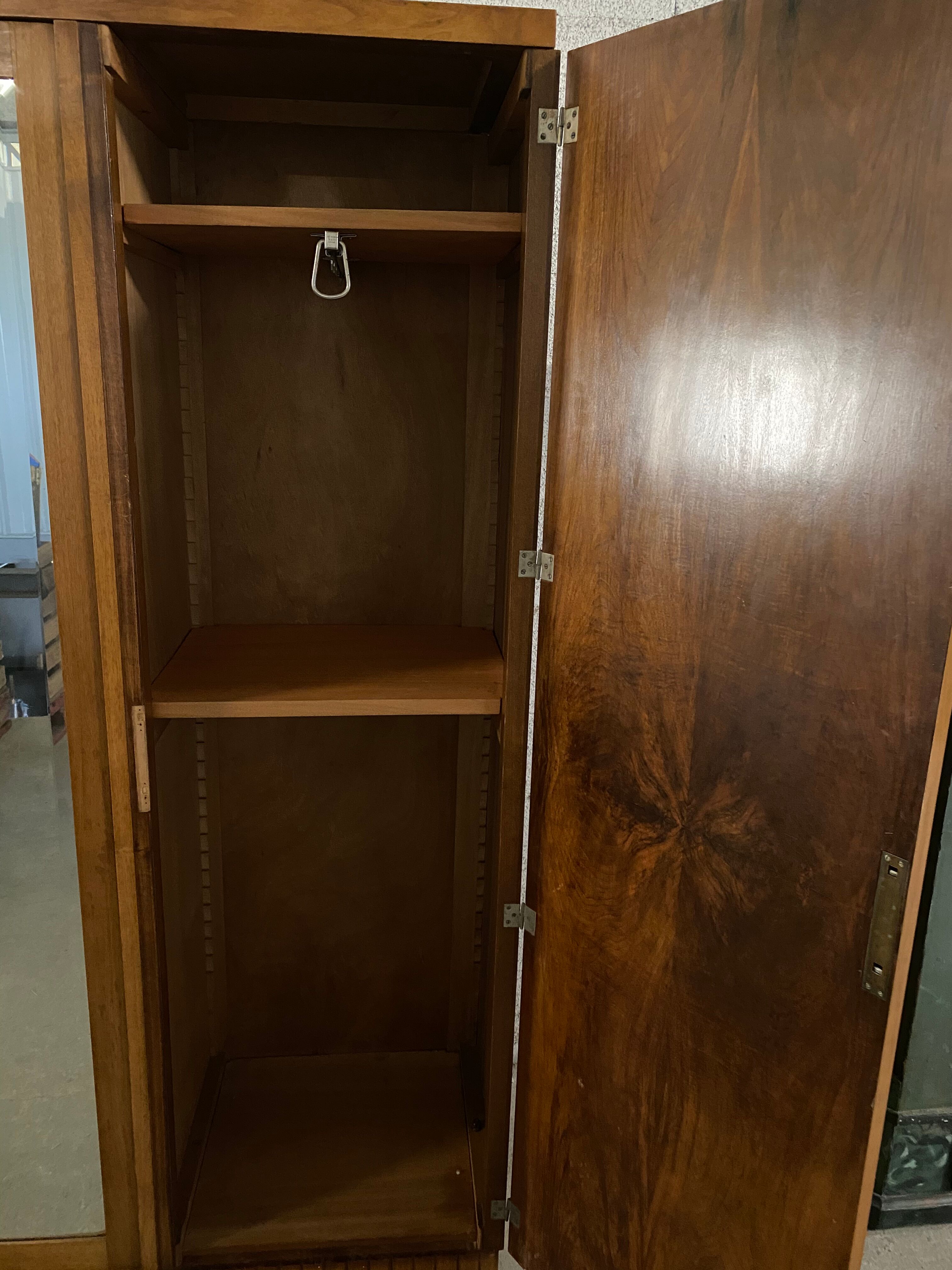 Art Deco 1930 walnut cabinet