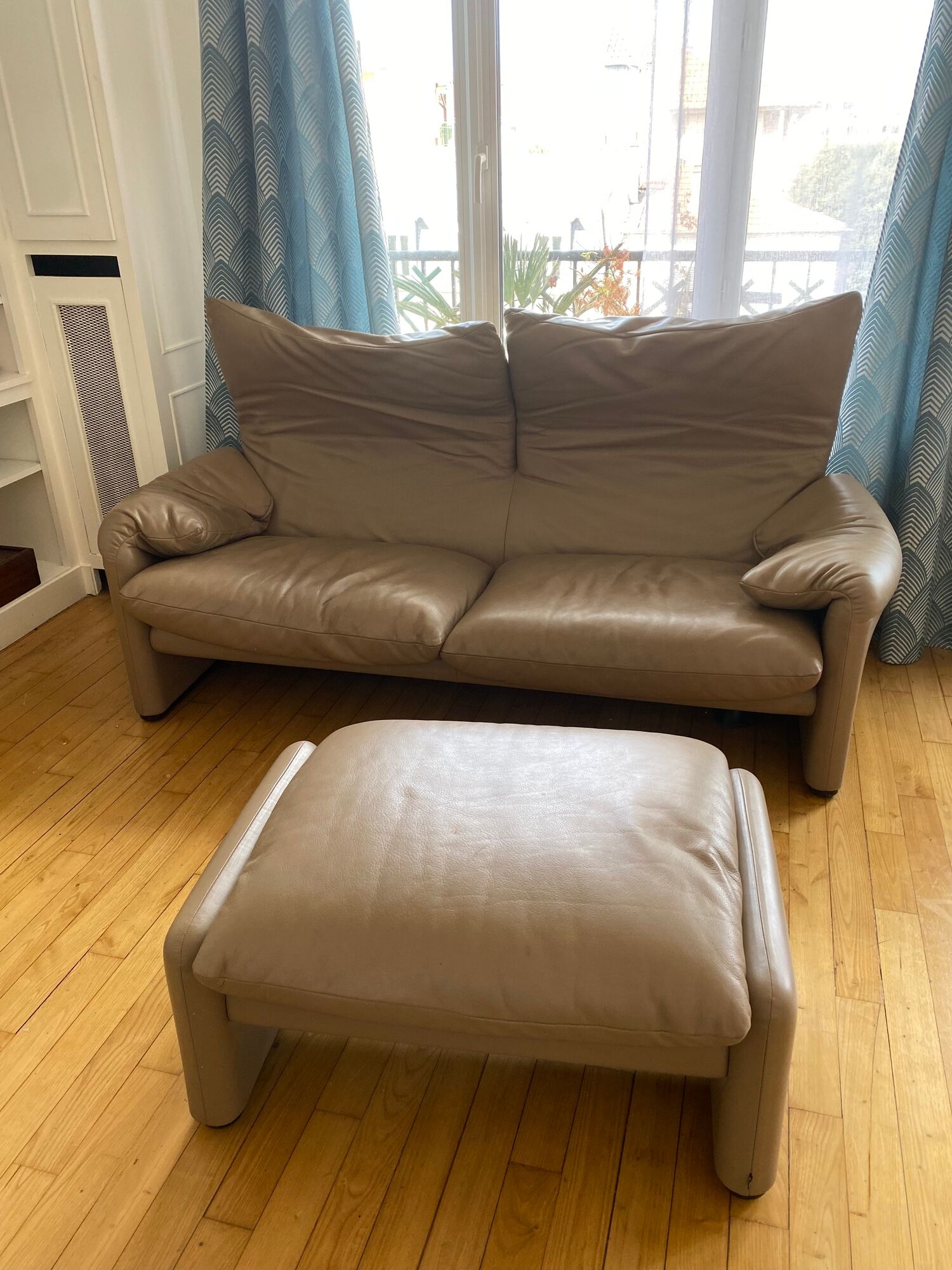 Set sofa and pouf Maralunga Vico Magistretti Cassina 2012
