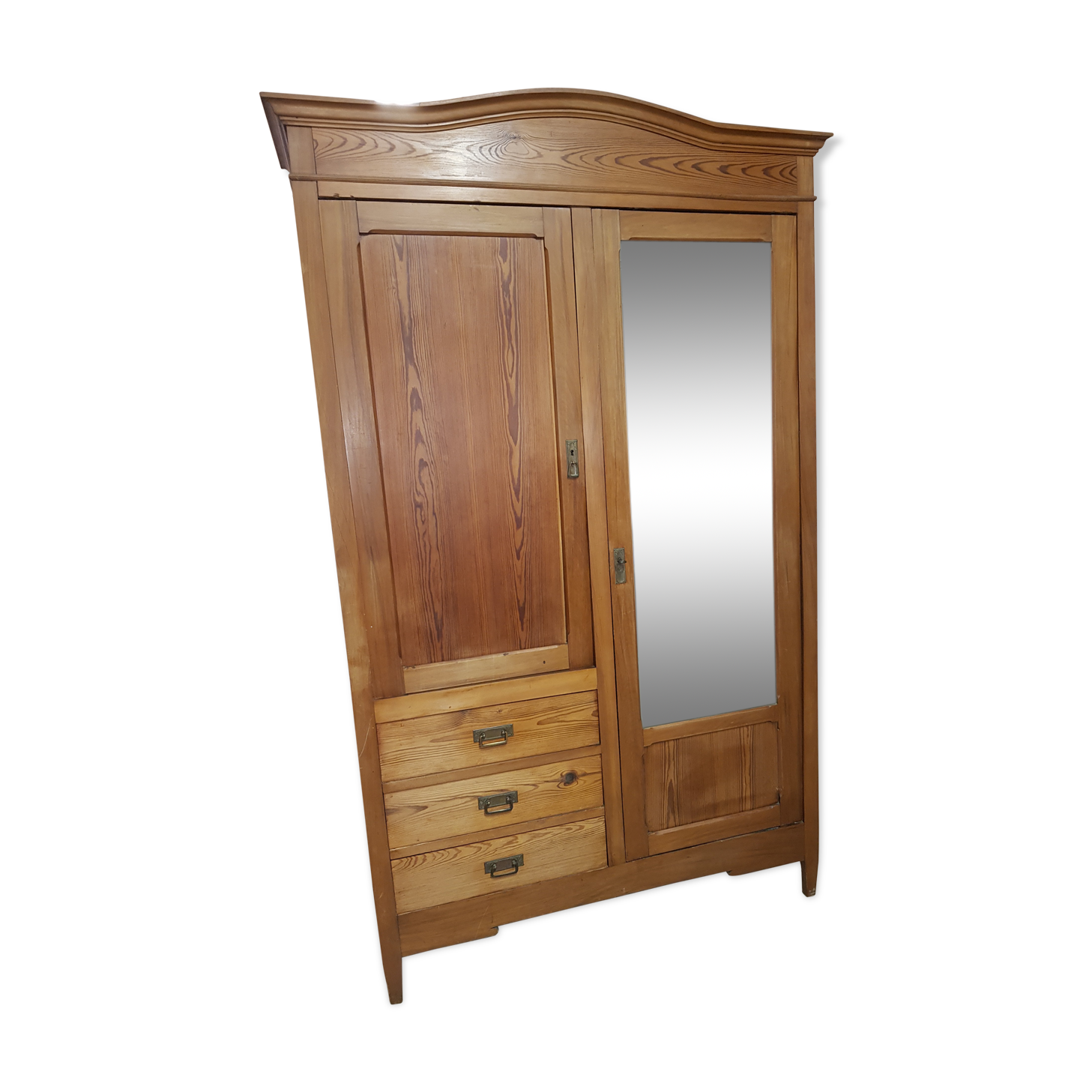 Vintage parisian wardrobe