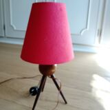 tripod lamp