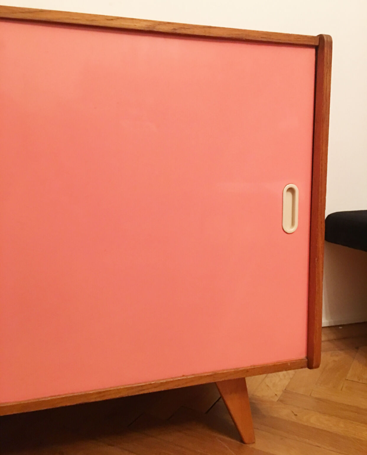 Buffet U 452 par Jiri Jiroutek for Interier Praha, 1960s