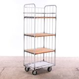 Shelving unit on wheels