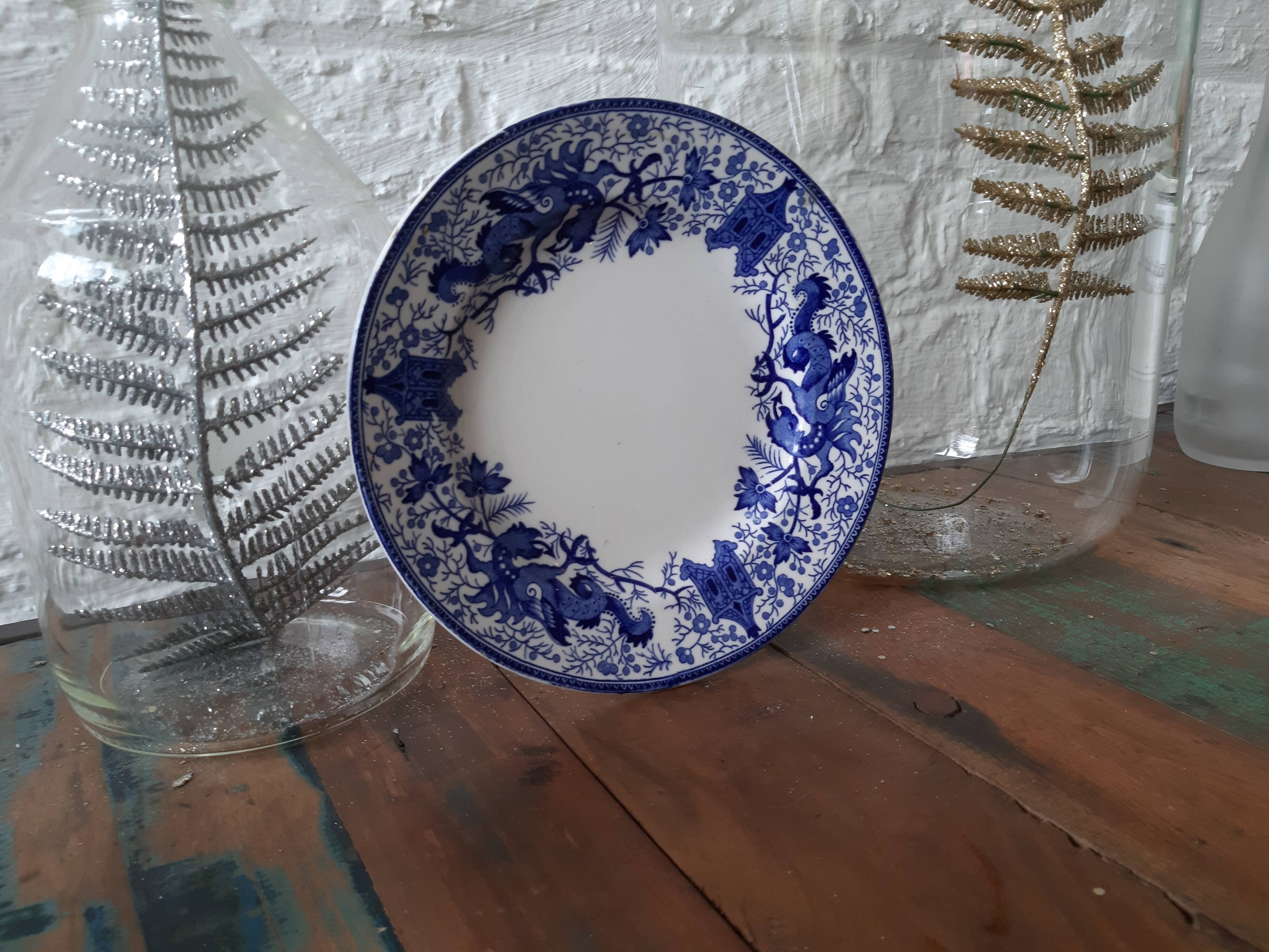 Assiette Boch La Louvière Dragon