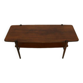 Reversible coffee table
