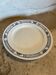 Plat de service en porcelaine