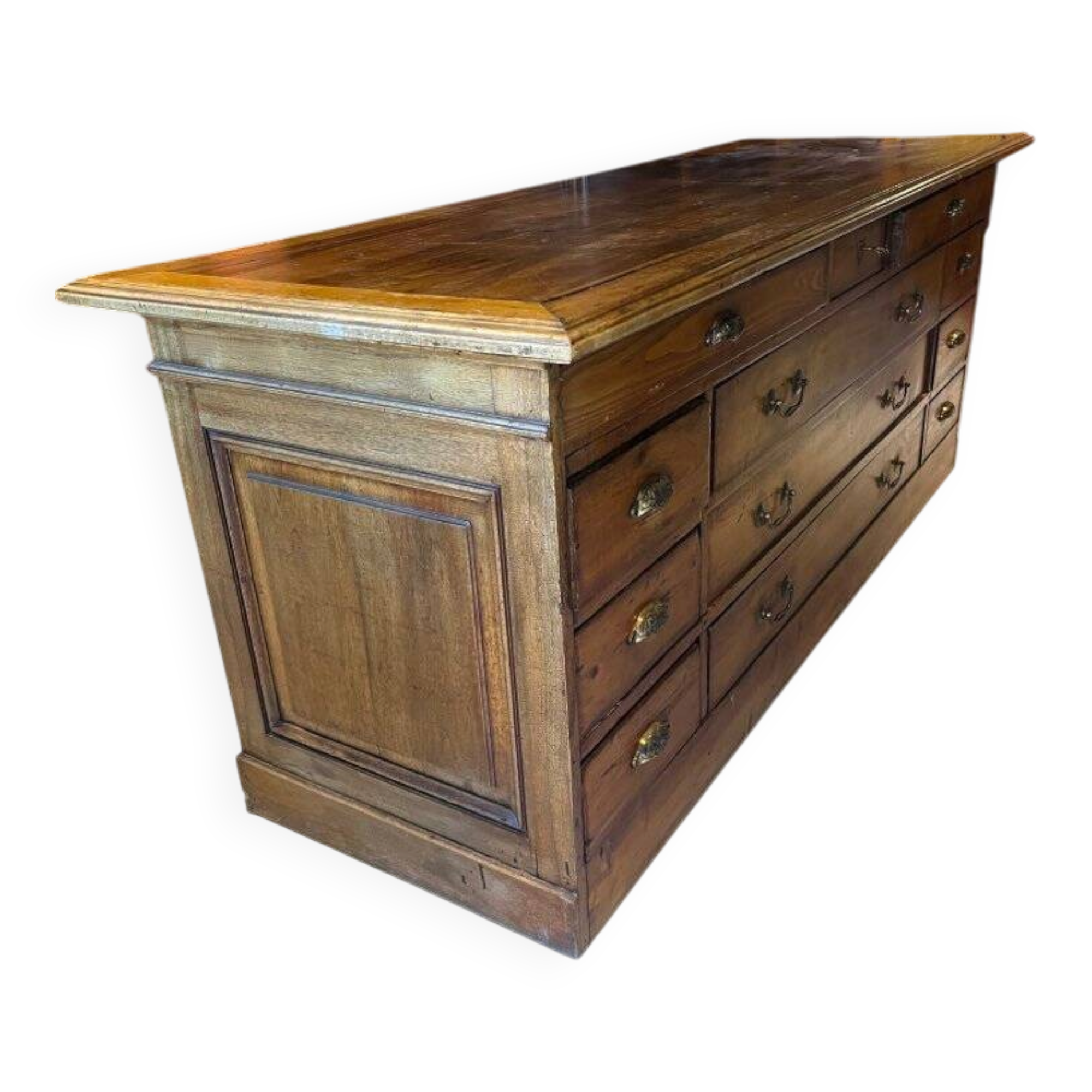 Fine draper's furniture from the late 19th to early 20th century.