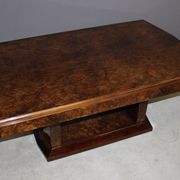 Table art déco en acajou et loupe d'orme vers 1930