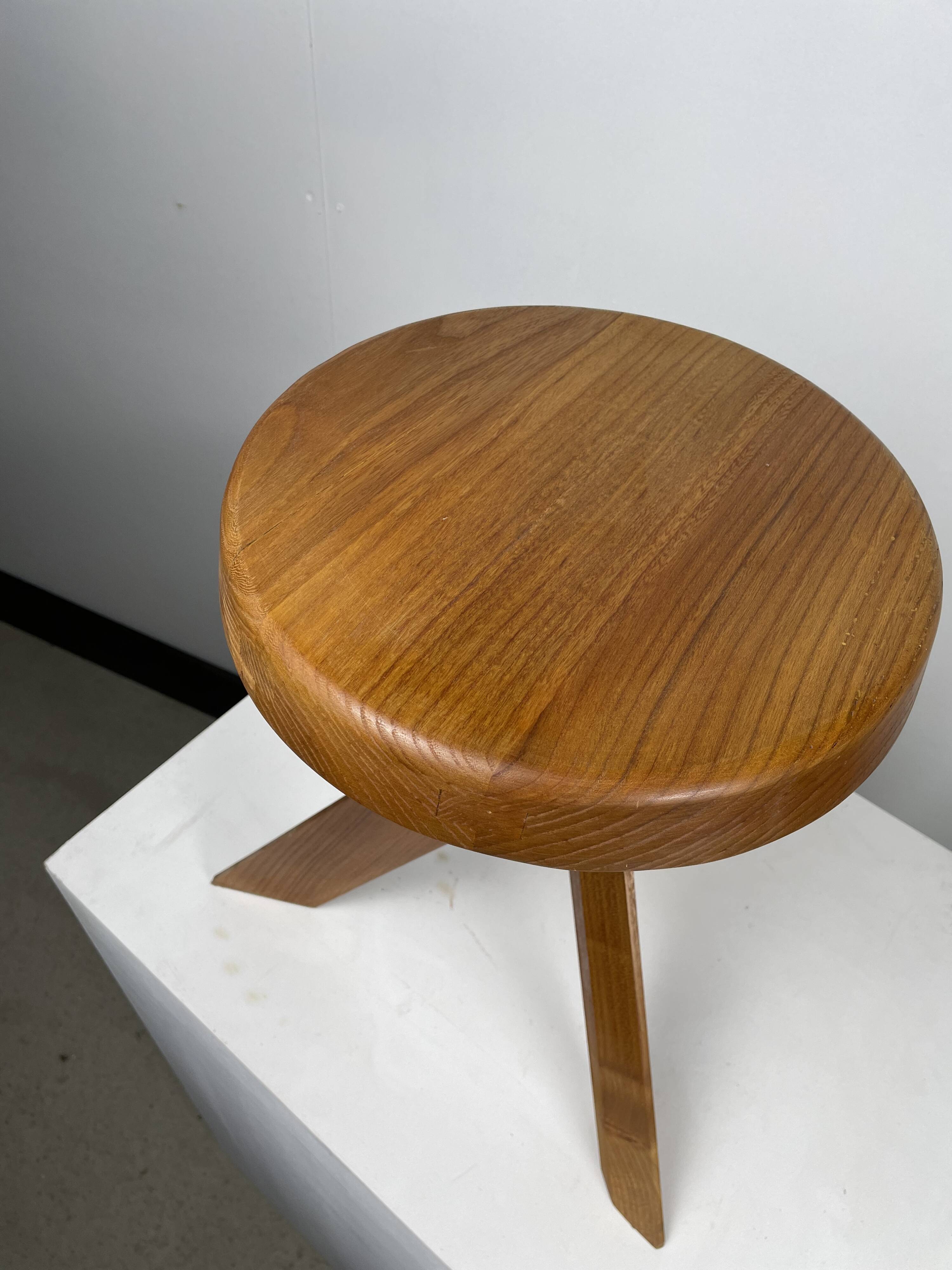 Tabouret chapo s31 en orme massif