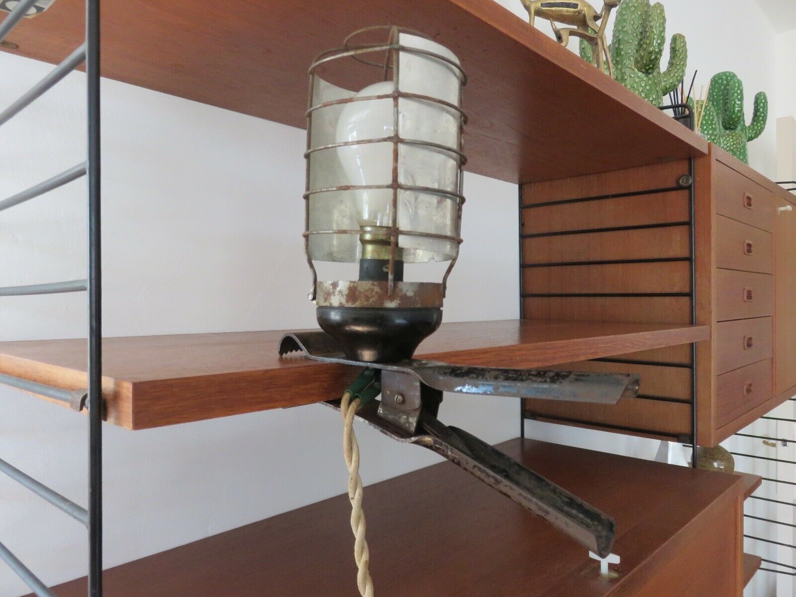 "Radius" bakelite walking lamp 40s 50s