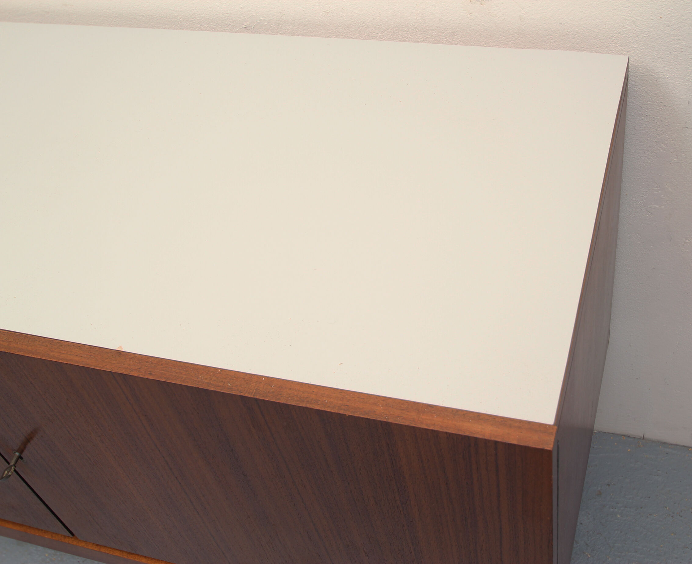 Buffet des années 1970 en palissandre des Indes orientales