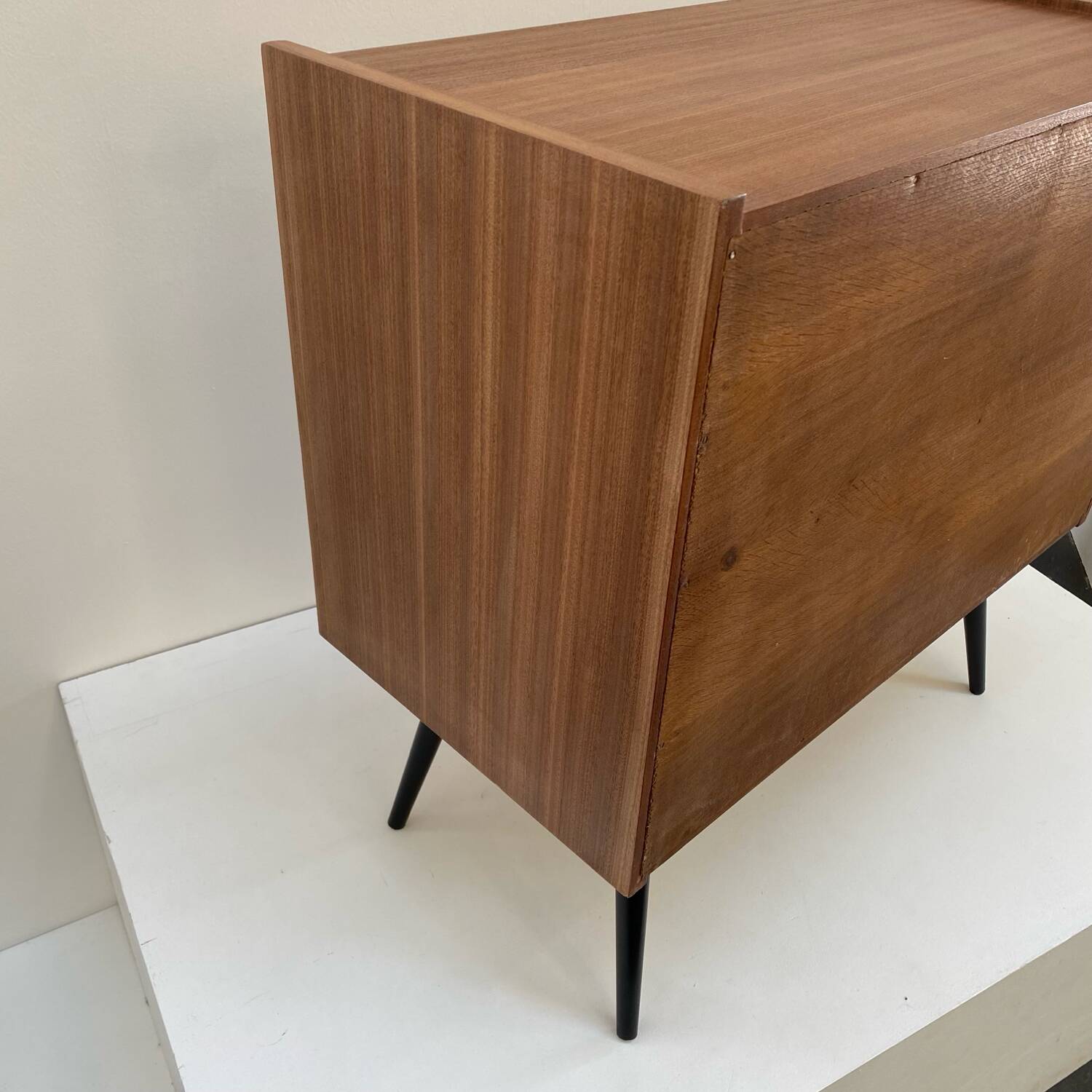 60s compass leg storage unit