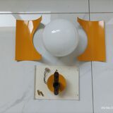 Duo vintage wall lamps