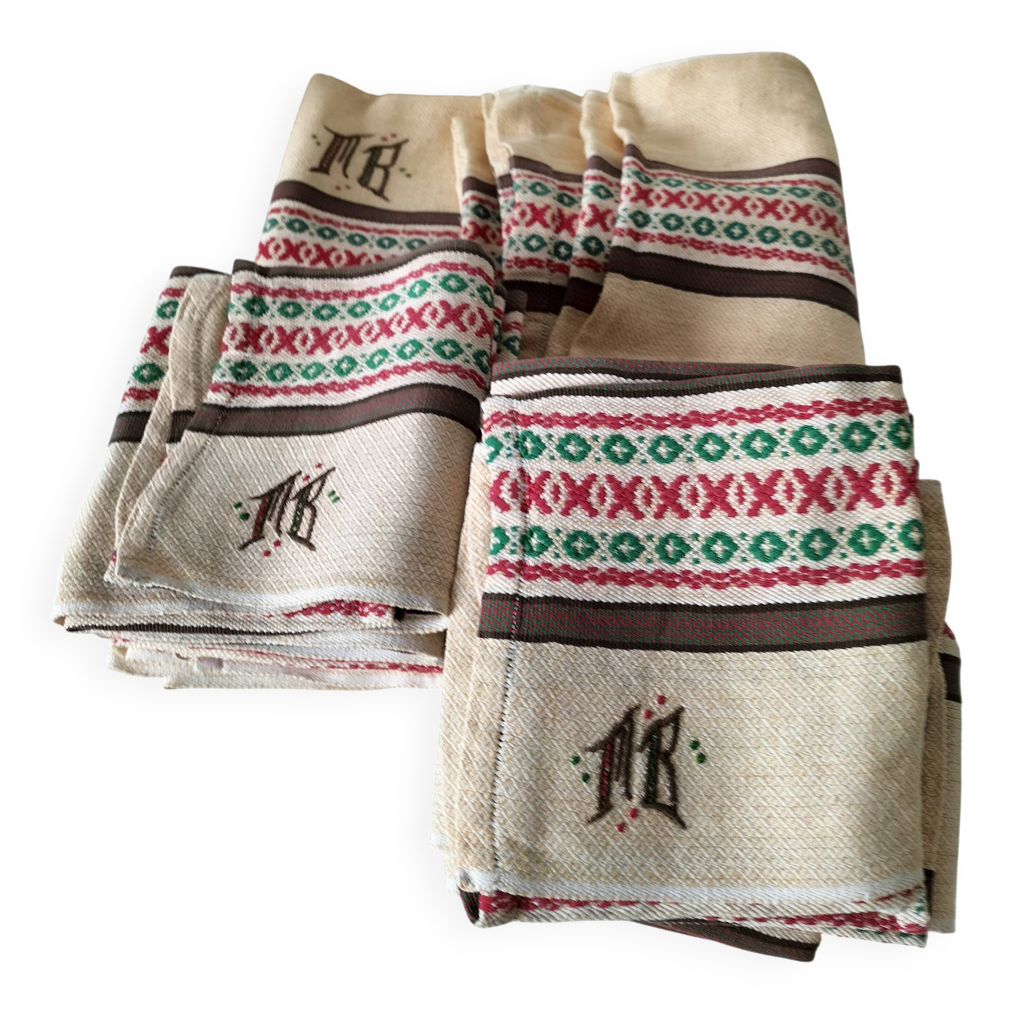 Nappe et 12 serviettes de style basque monogrammées MB
