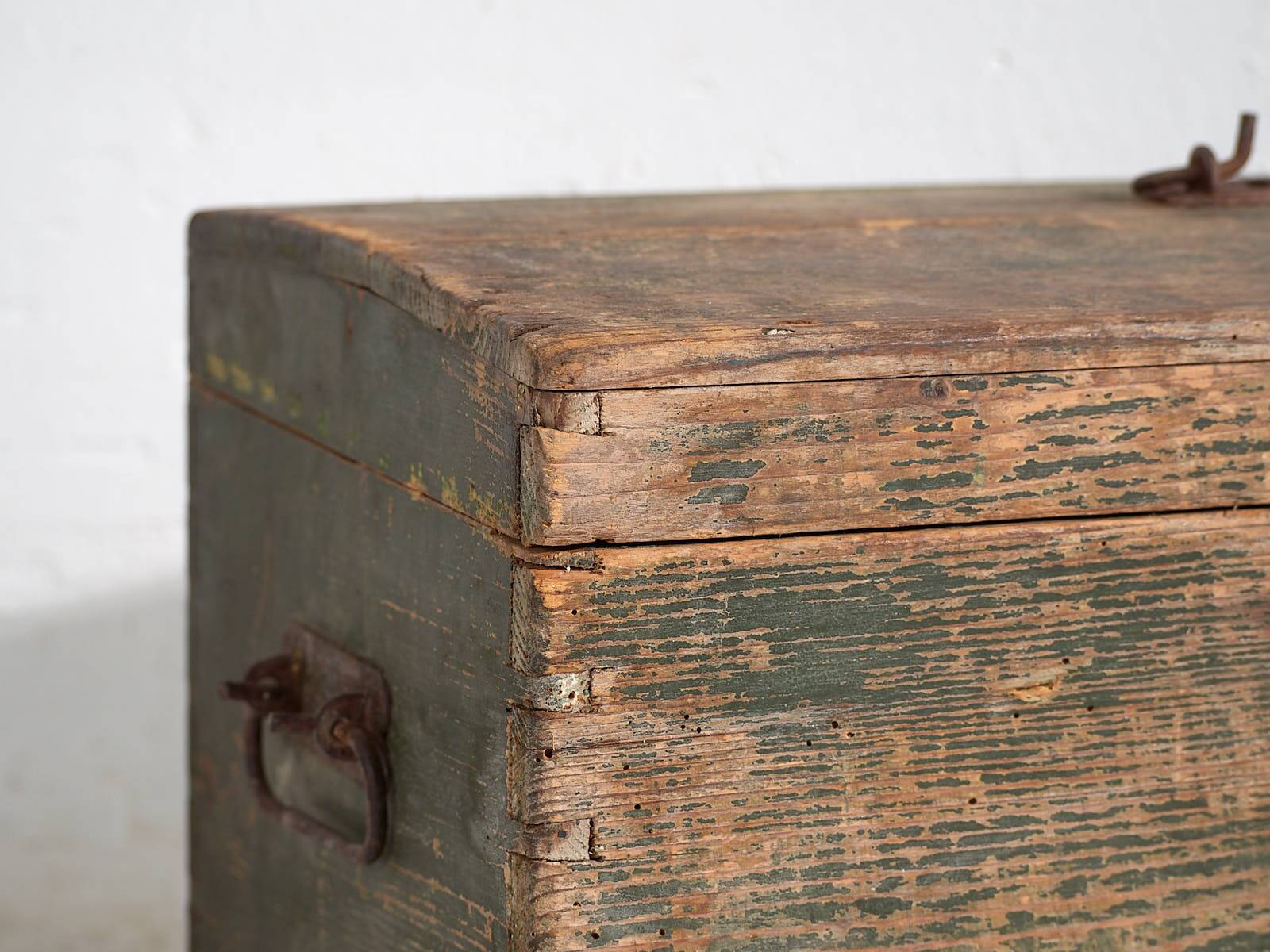 Small antique chest in green tones (c.1920) #78