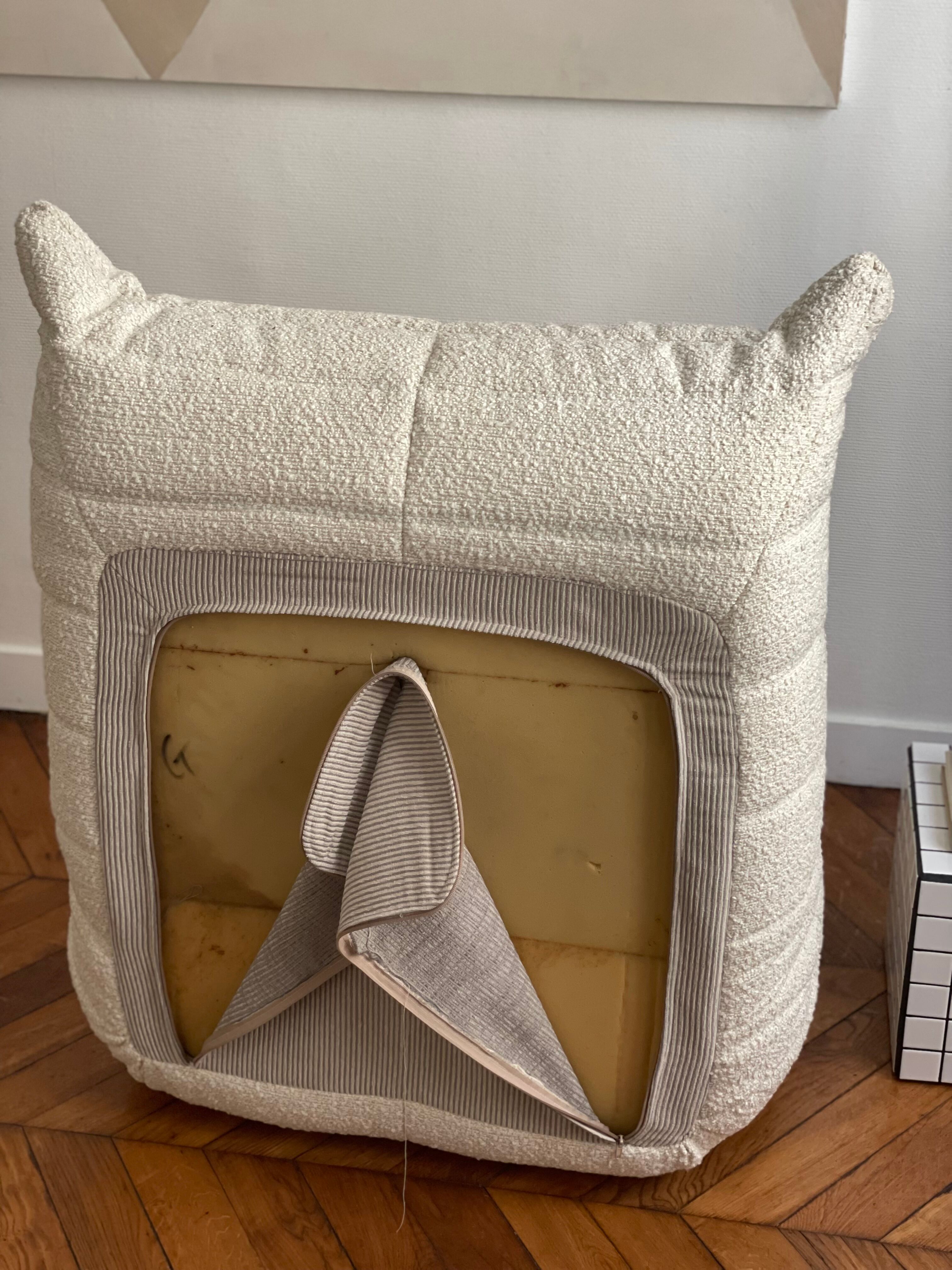 Driver Togo Ligne Roset by Michel Ducaroy curly wool