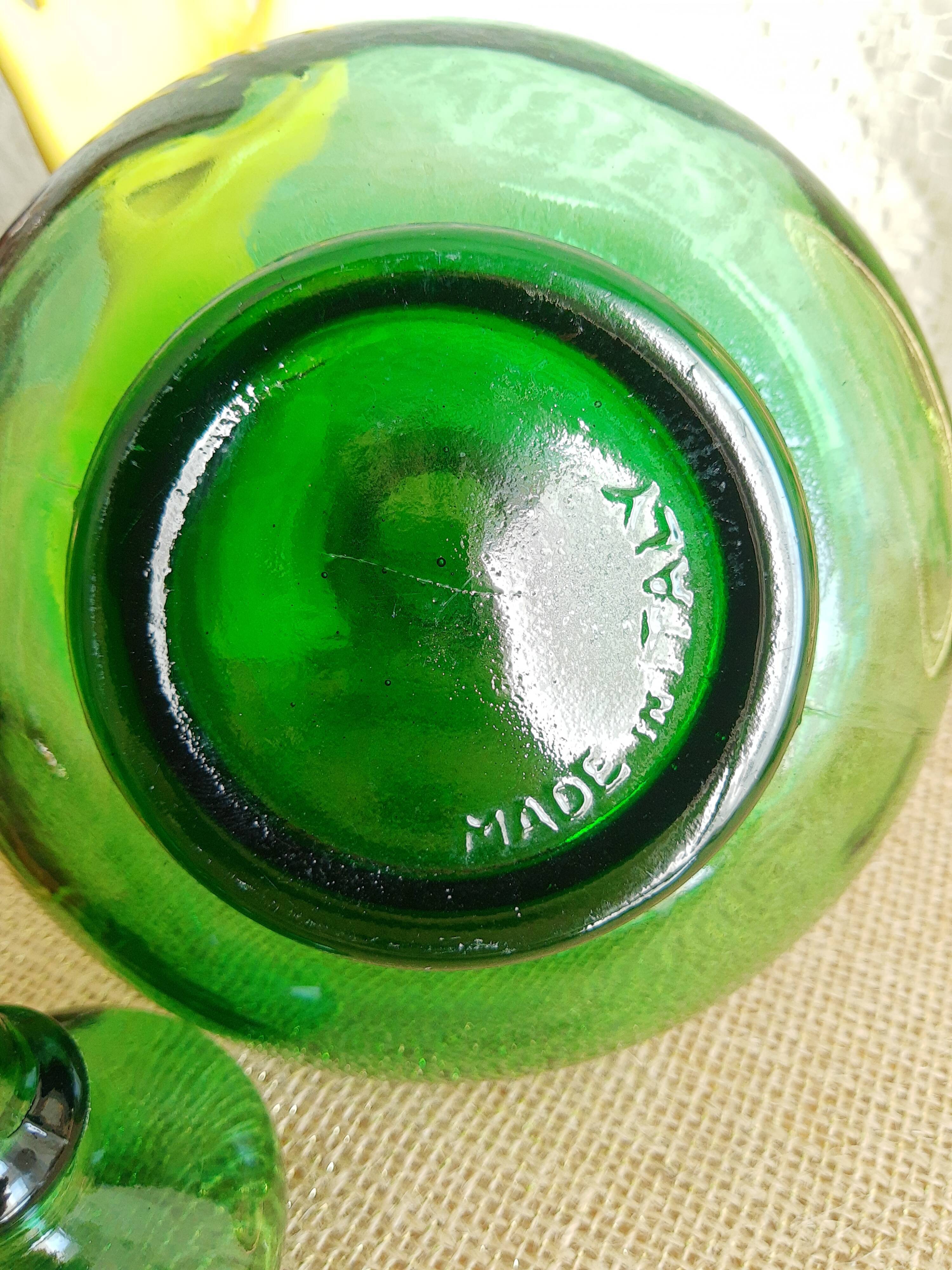 Carafe bouteille en verre, verte made in italy