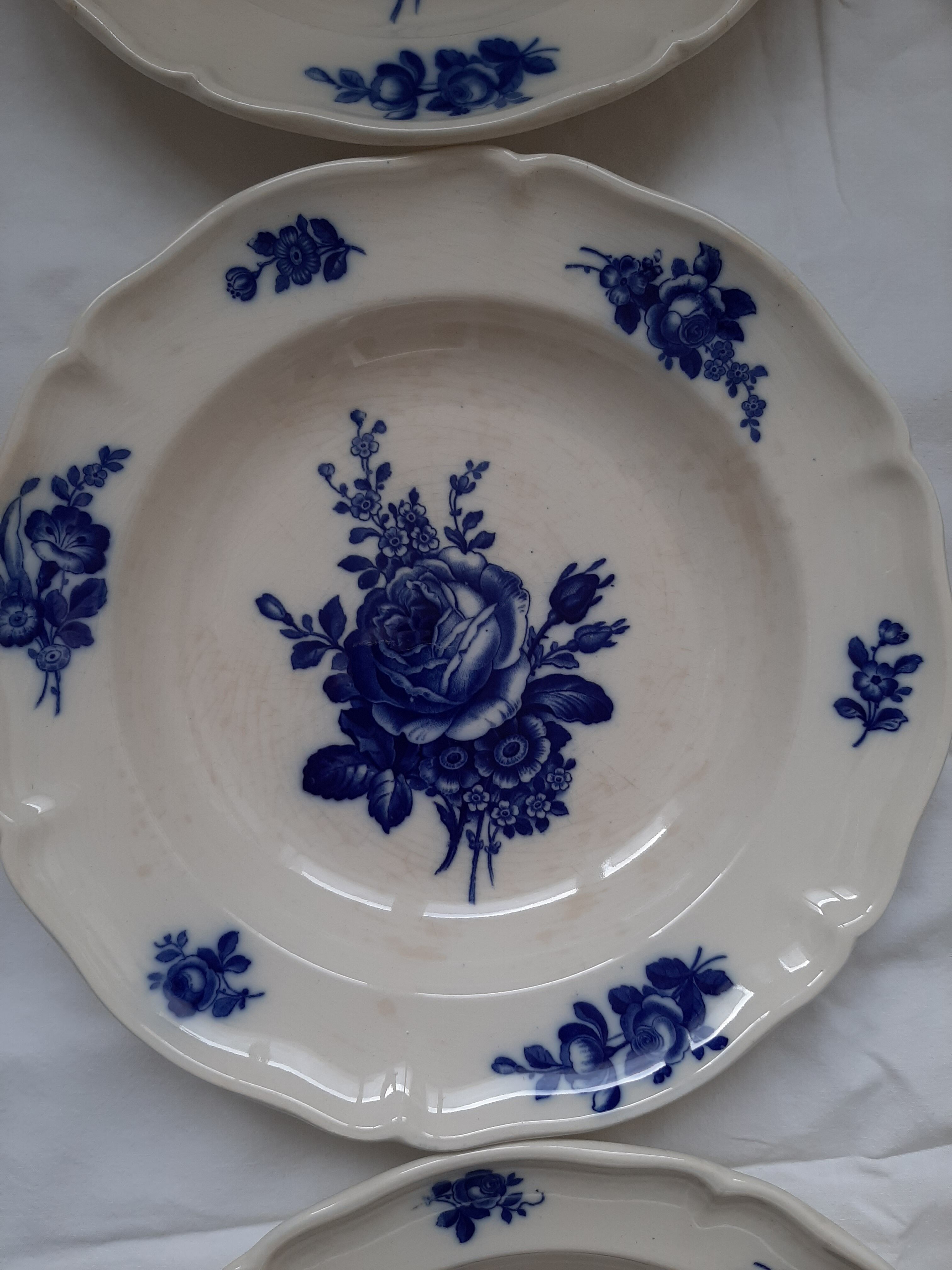 Old hollow plates VB blue flowers