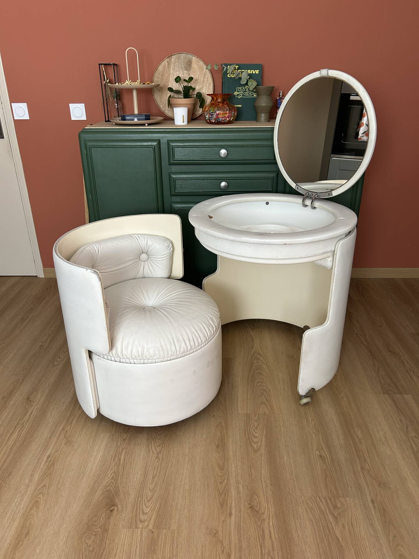 coiffeuse Dilly Dally par Luigi Massoni pour Poltrona Frau
