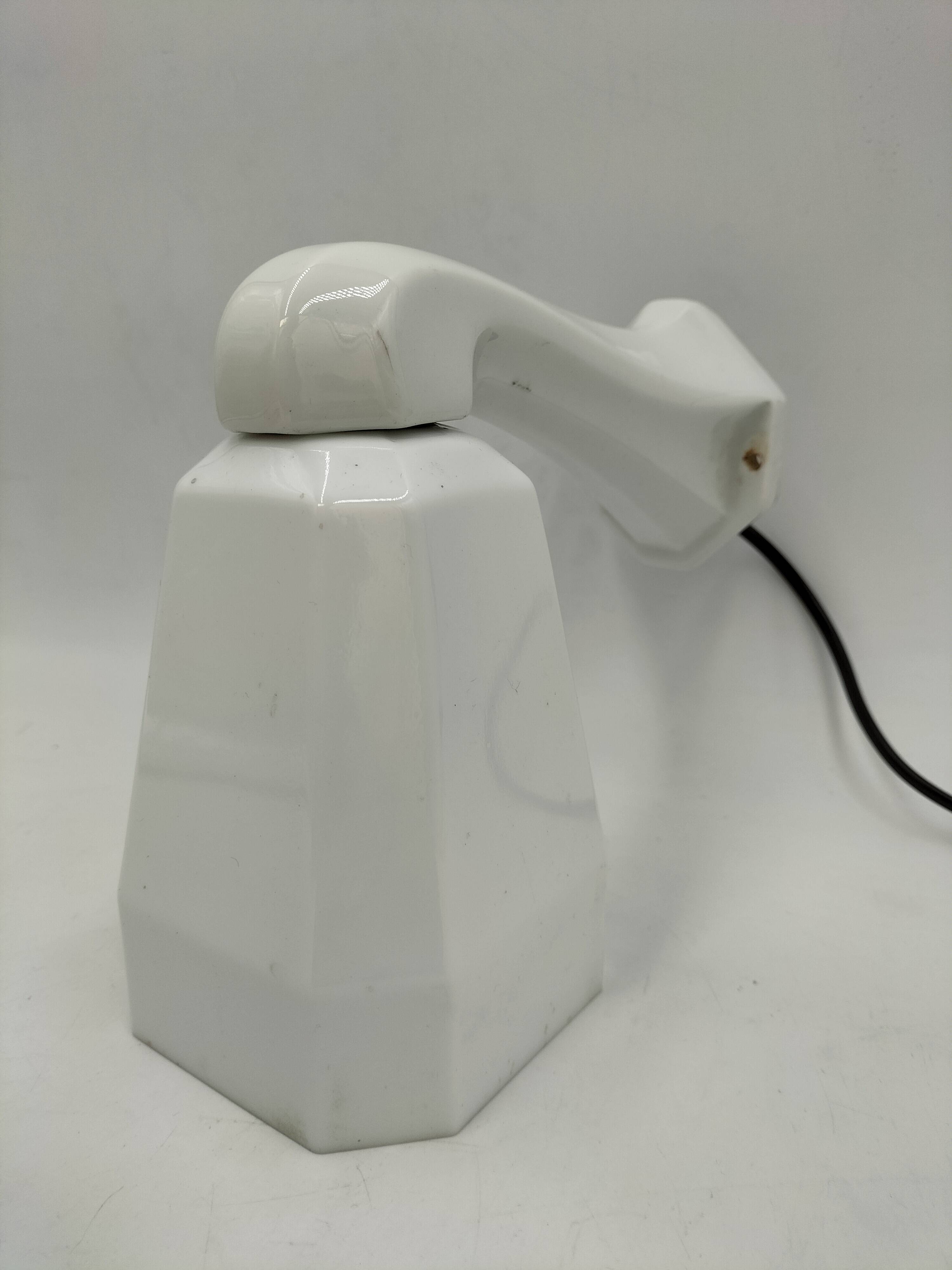 Porcelain and opaline wall light