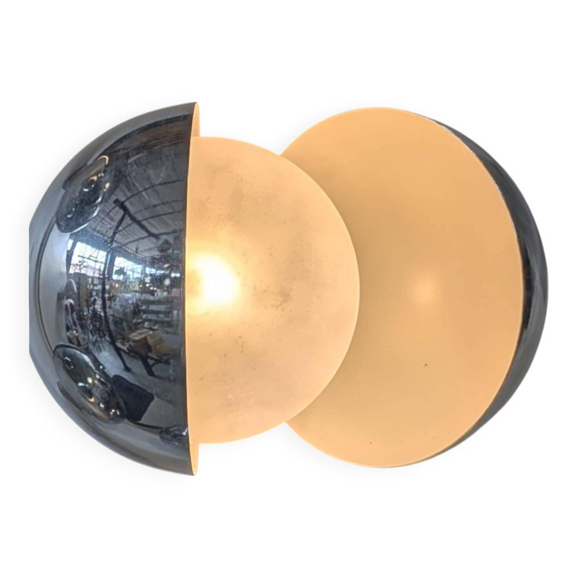 Fontana Arte's Diaframma Sconce, 60s